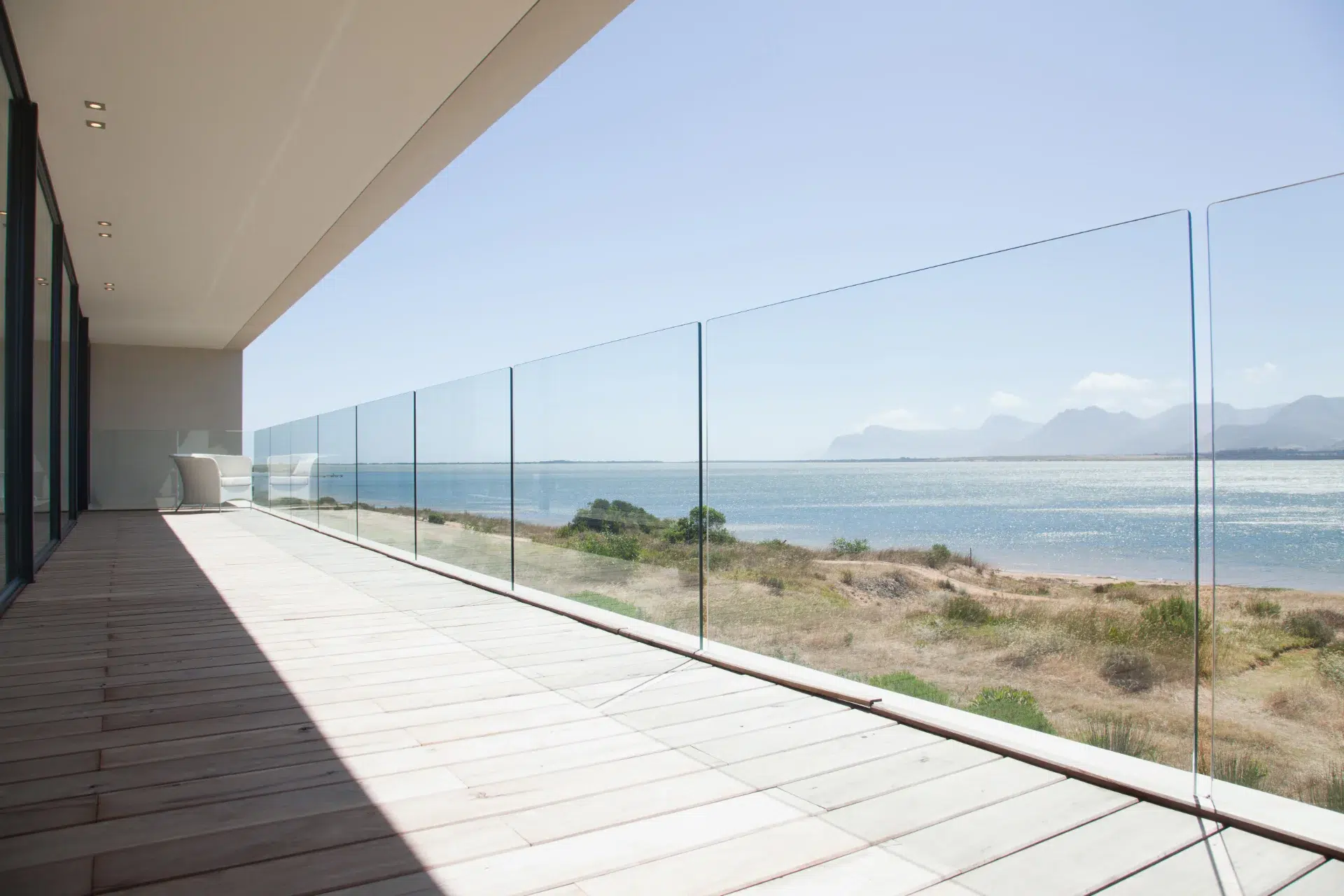 VLX 120 Glass Railing System in Los Angeles, CA | Westlight Windows & Doors - detail 1